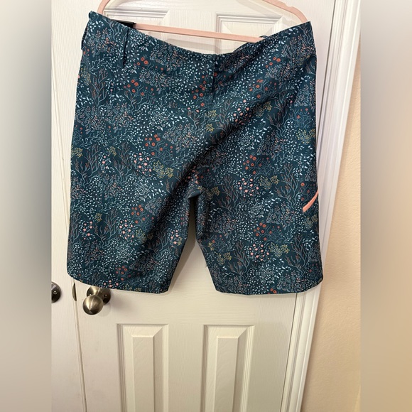 WILD RYE Size 18 Green Peach Floral Print Bike Shorts MTB Stretch Womens - Picture 5 of 5